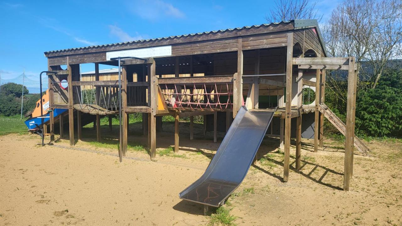 Honeycomb Lodge - Holiday Home 5 Min From Padstow Kültér fotó