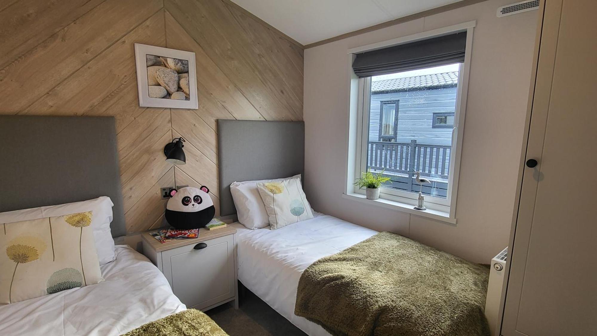 Honeycomb Lodge - Holiday Home 5 Min From Padstow Kültér fotó