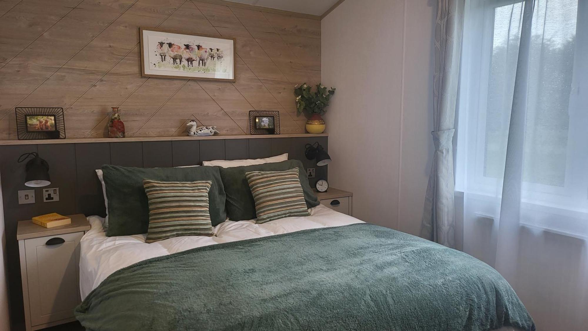 Honeycomb Lodge - Holiday Home 5 Min From Padstow Kültér fotó